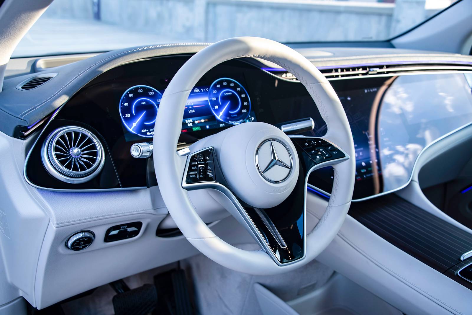 2025 Mercedes-Benz Eqs interior SWD