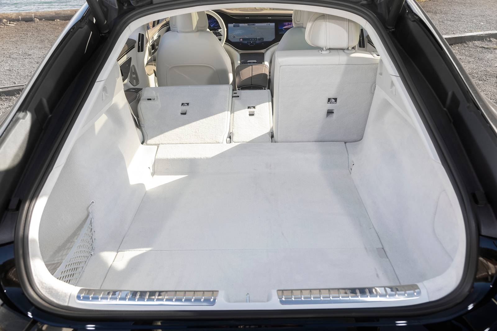 2022 Mercedes-Benz Eqs interior RSD