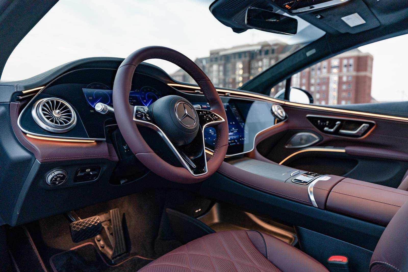 2024 Mercedes-Benz Eqs interior SWD