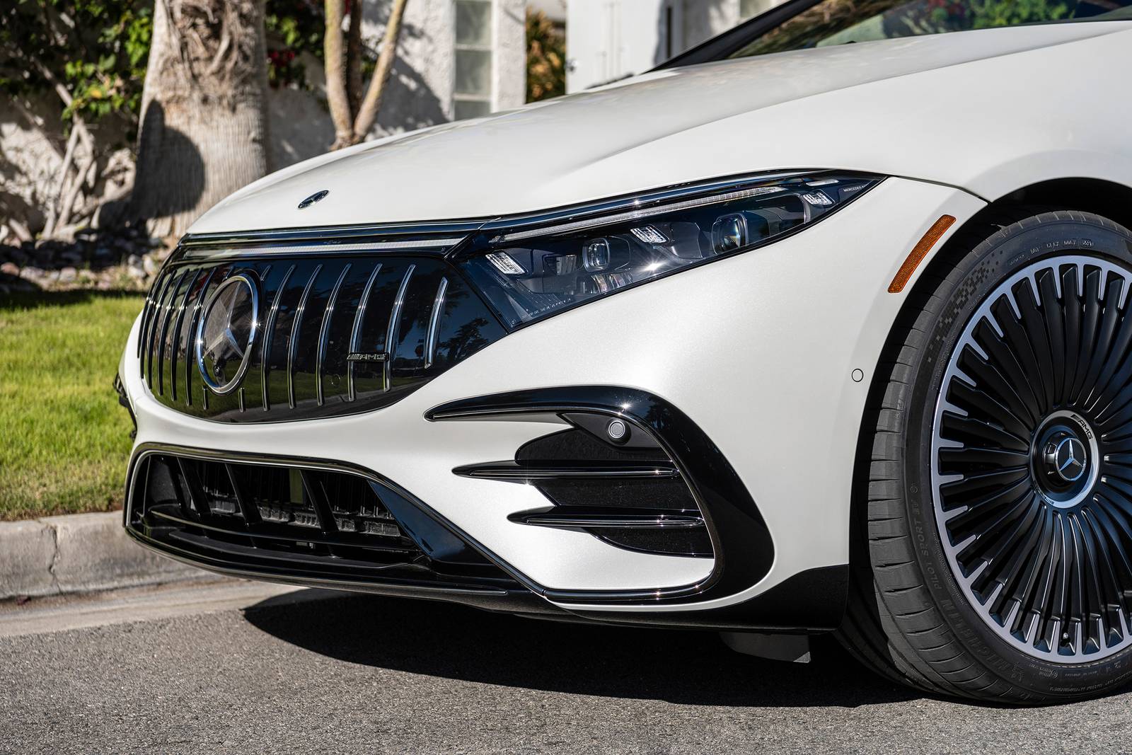 2025 Mercedes-Benz Eqs exterior EDETAIL