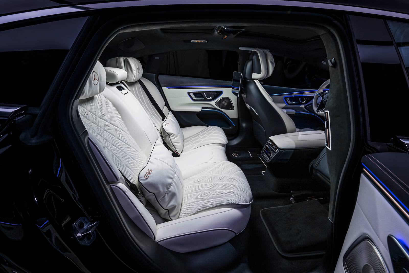 2025 Mercedes-Benz Eqs interior RI