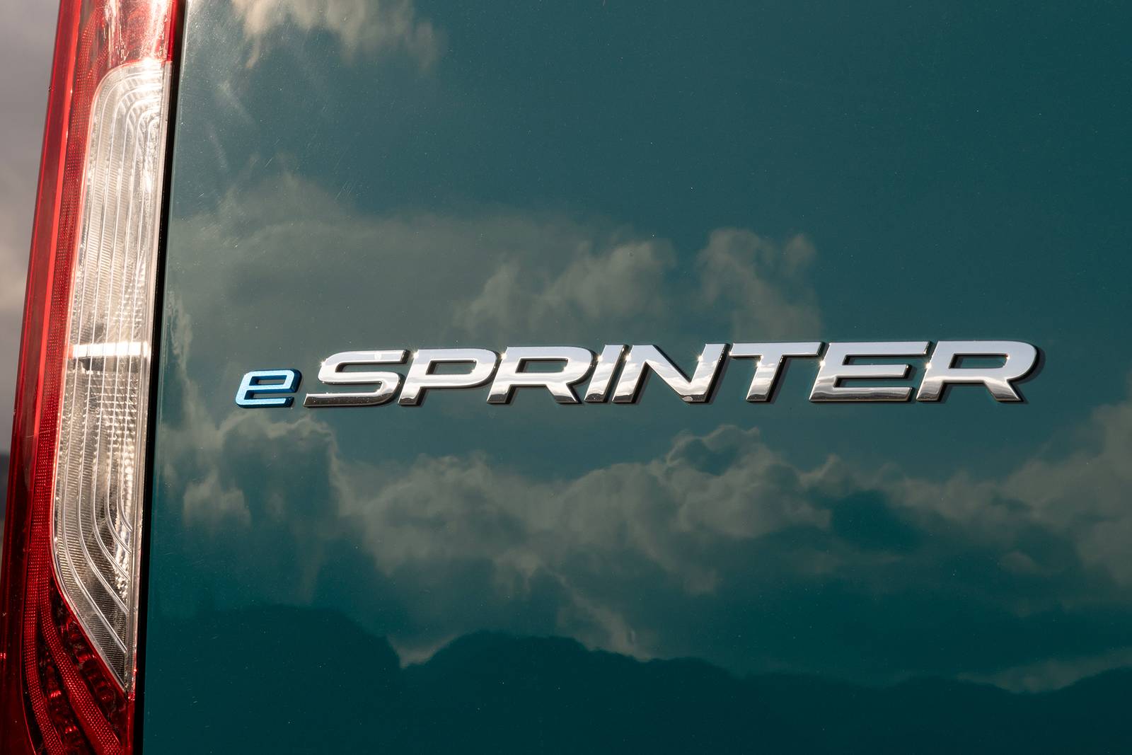 2025 Mercedes-Benz Esprinter exterior RBDG