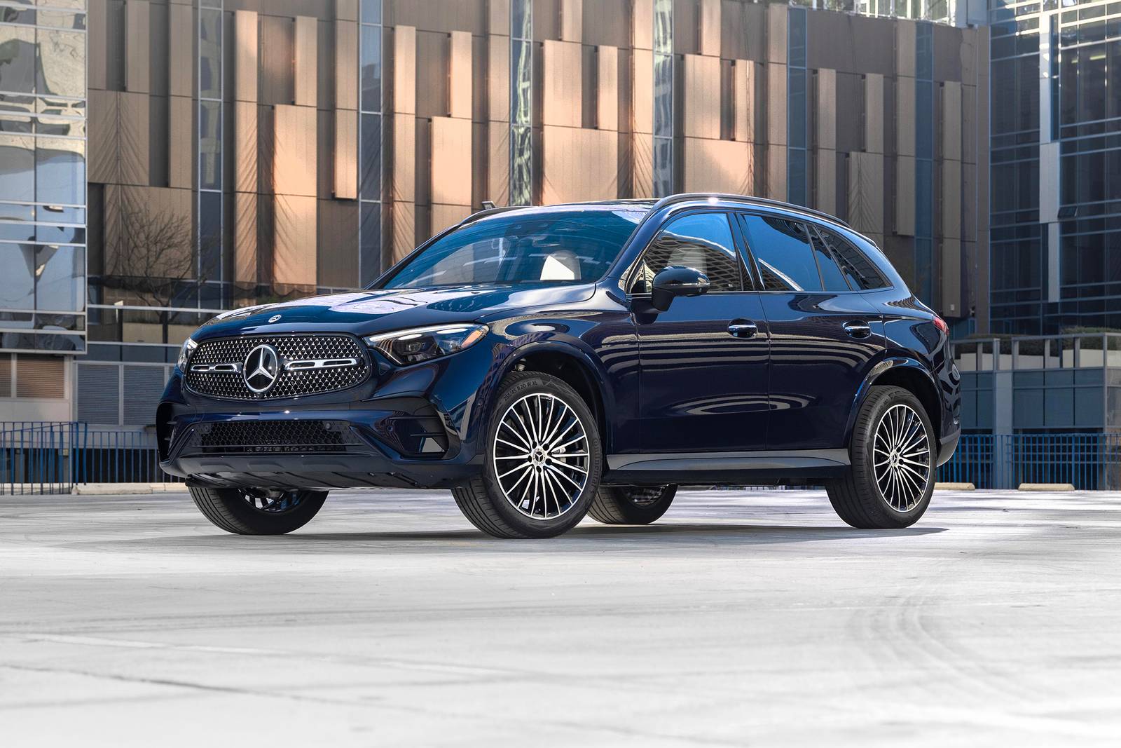 2025 Mercedes-Benz Glc