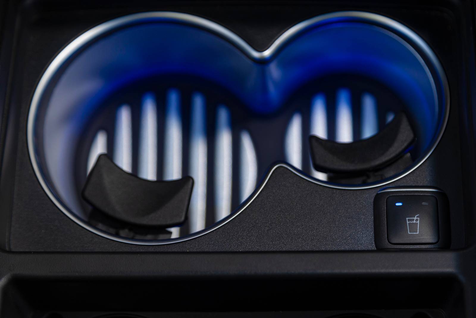 2021 Mercedes-Benz Maybach GLS interior CUP