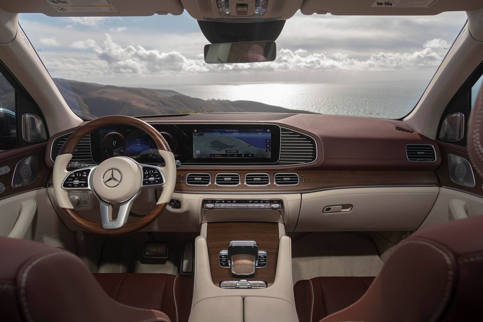 2021 Mercedes-Benz Maybach GLS interior D
