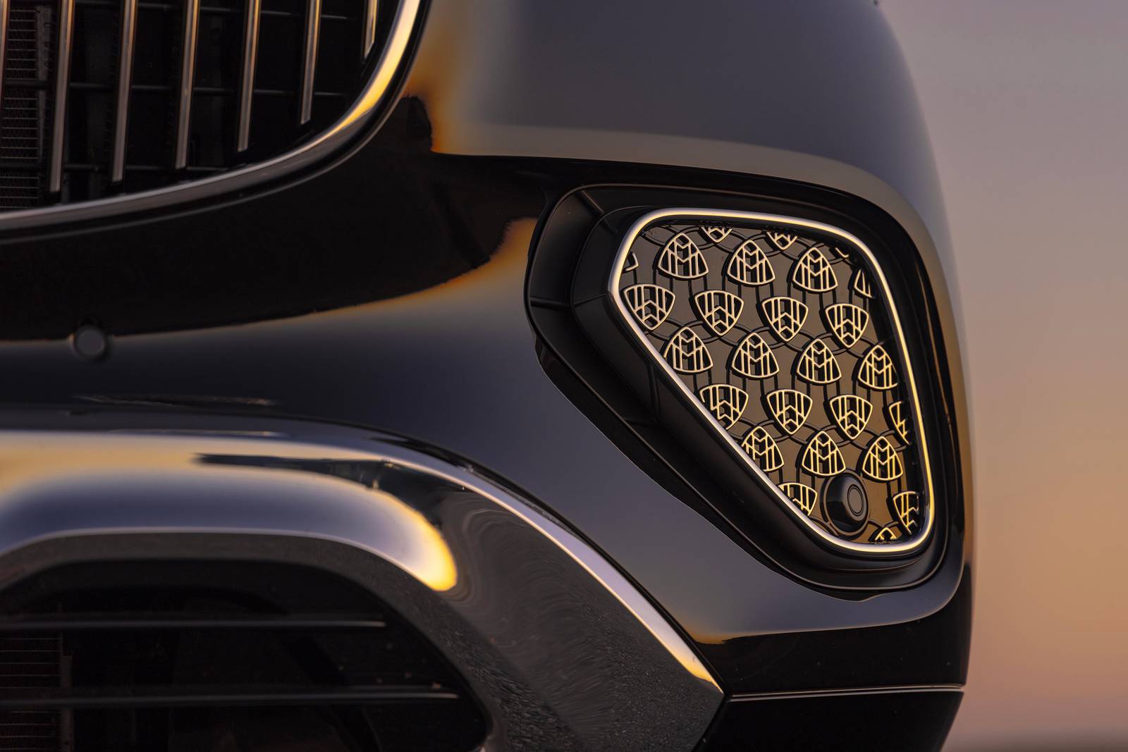 2024 Mercedes-Benz Maybach GLS exterior EDETAIL