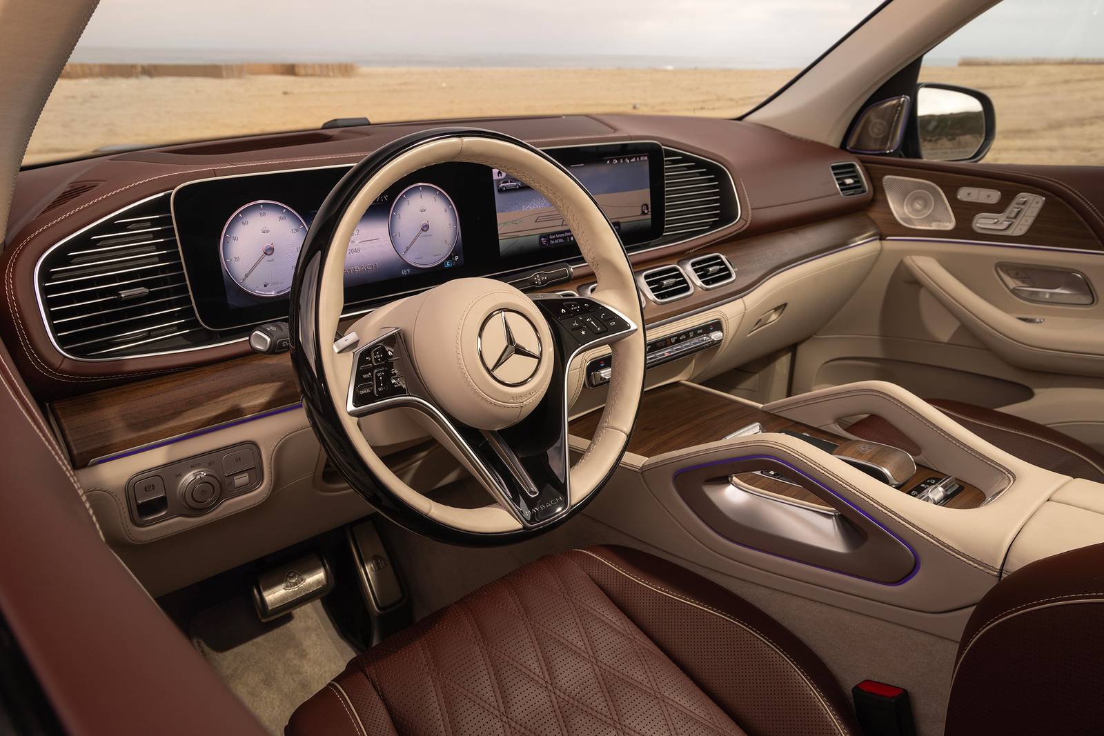 2025 Mercedes-Benz Maybach interior SWD