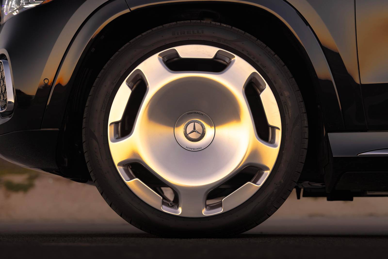 2025 Mercedes-Benz Maybach exterior W