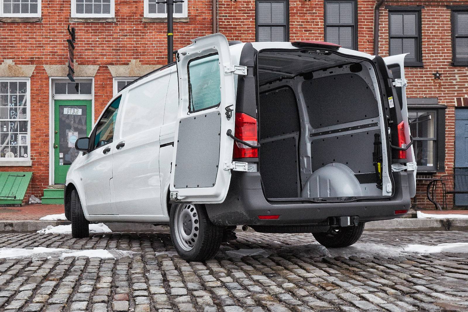 Mercedes-Benz Metris 126" WB Cargo Minivan Exterior Shown