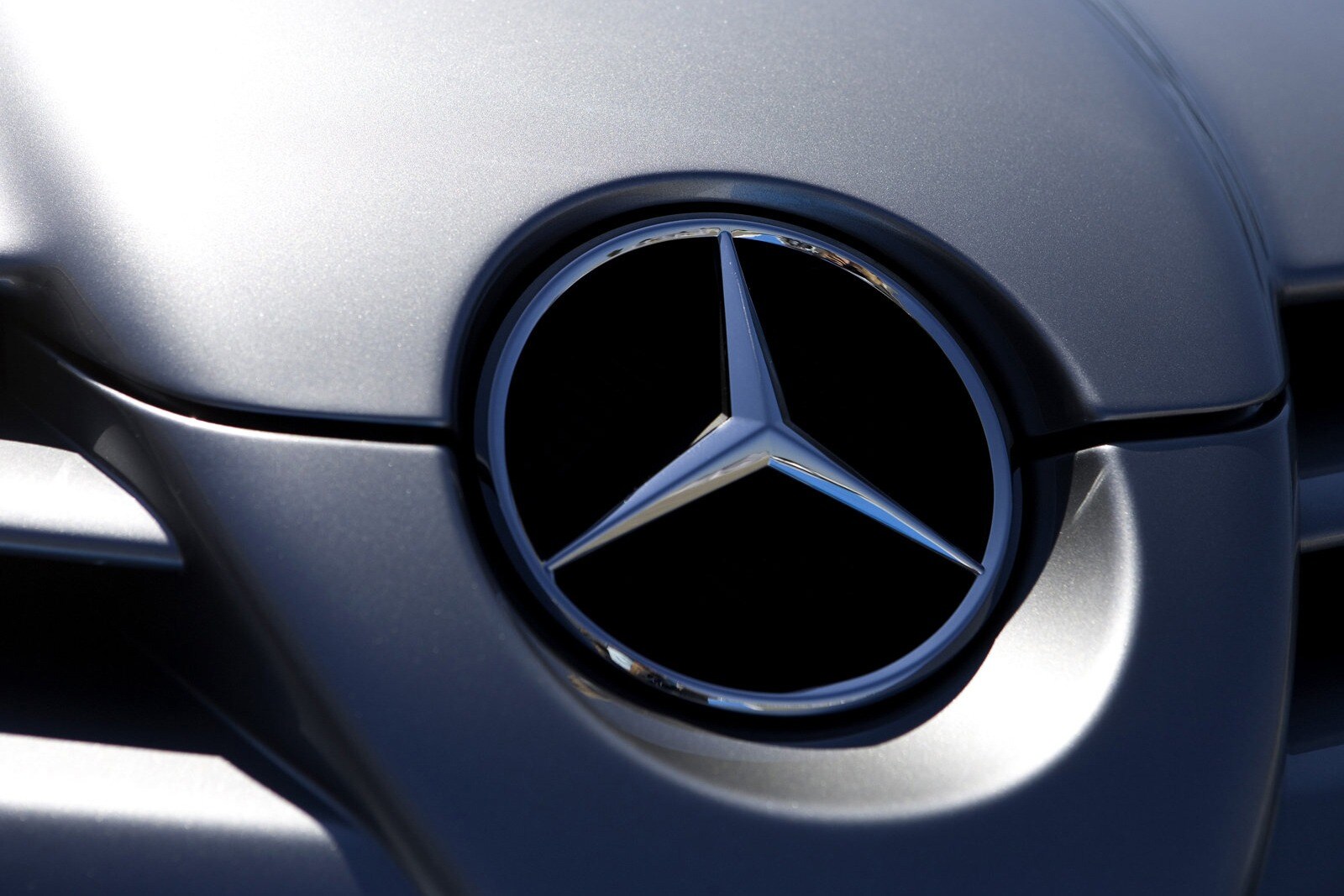 2007 Mercedes-Benz SLR McLaren exterior FBDG