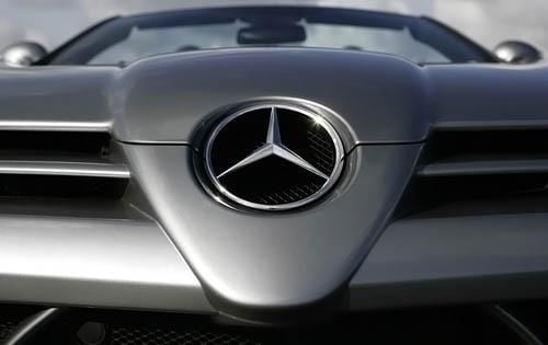 2009 Mercedes-Benz SLR McLaren exterior FBDG