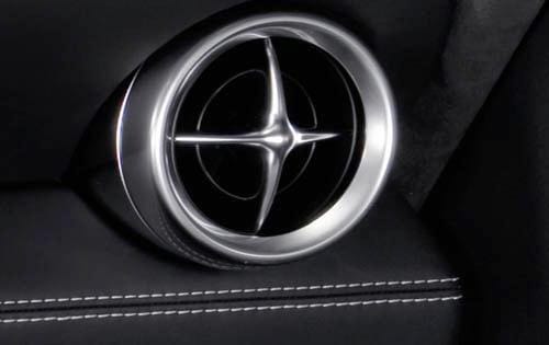 2011 Mercedes-Benz SLS AMG interior DETAIL