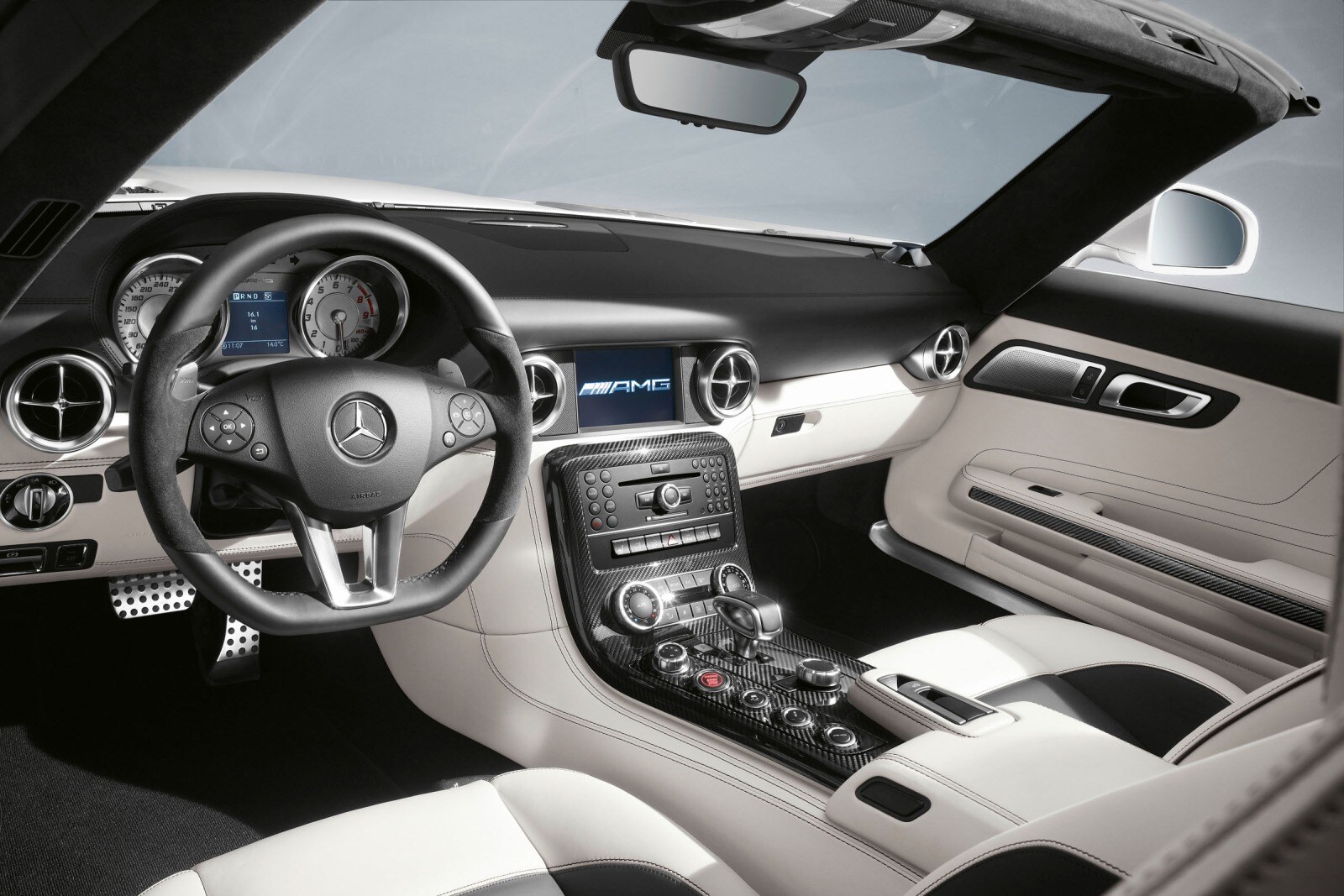 2012 Mercedes-Benz SLS AMG interior D