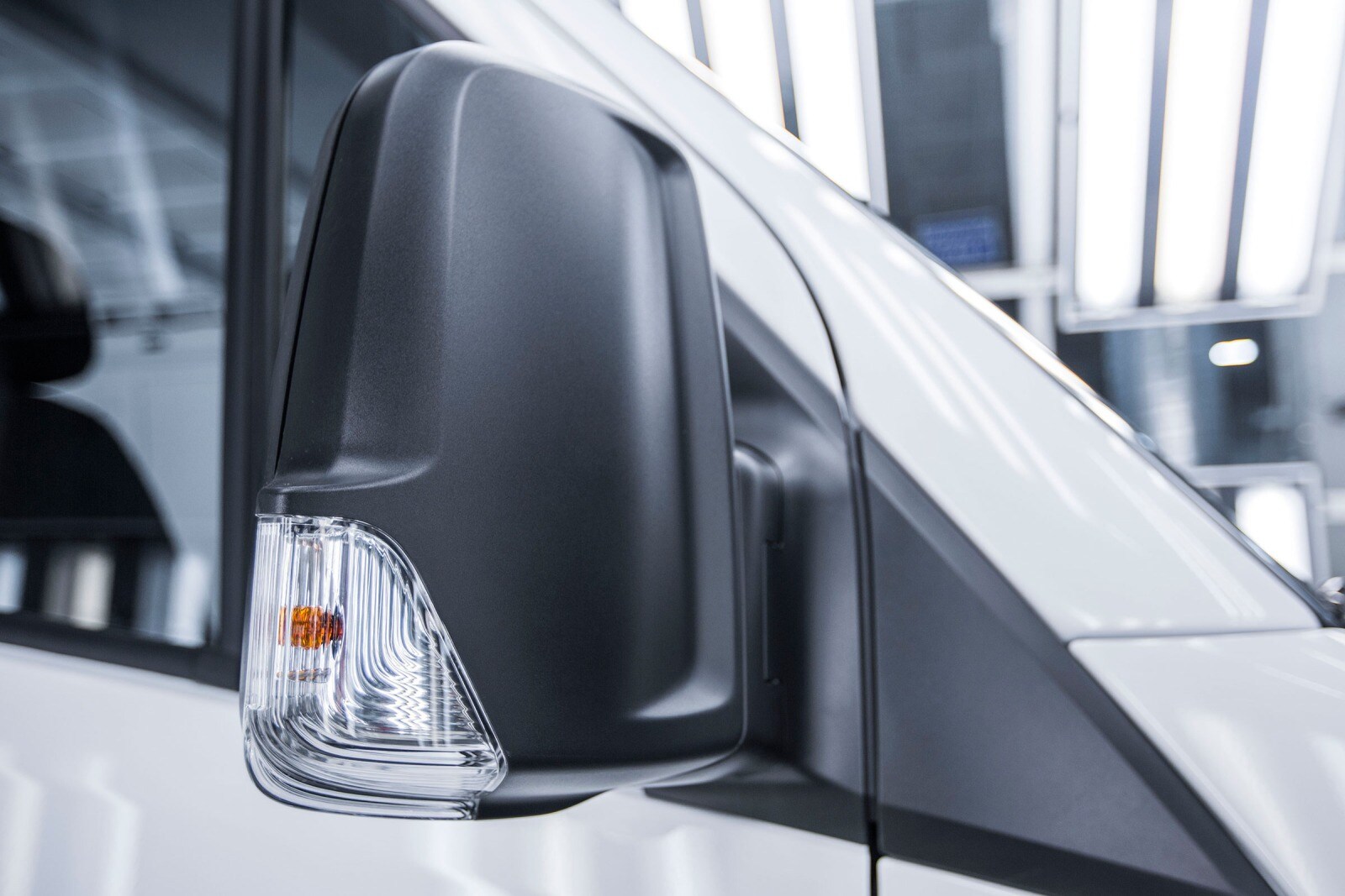 2016 Mercedes-Benz Sprinter exterior EDETAIL
