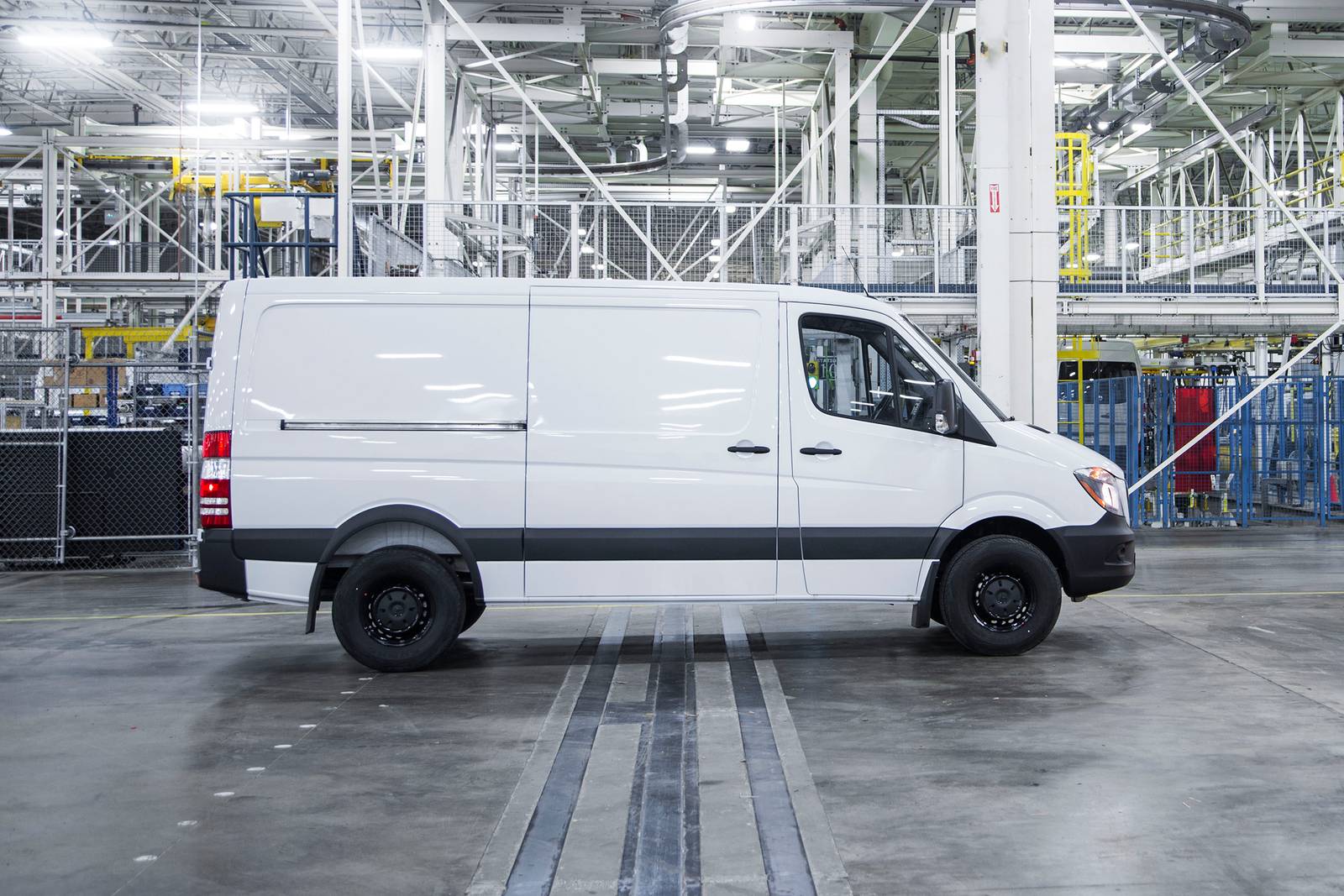 2017 Mercedes-Benz Sprinter exterior S