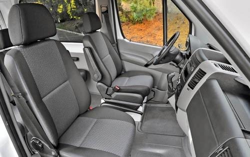 2011 Mercedes-Benz Sprinter interior DETAIL