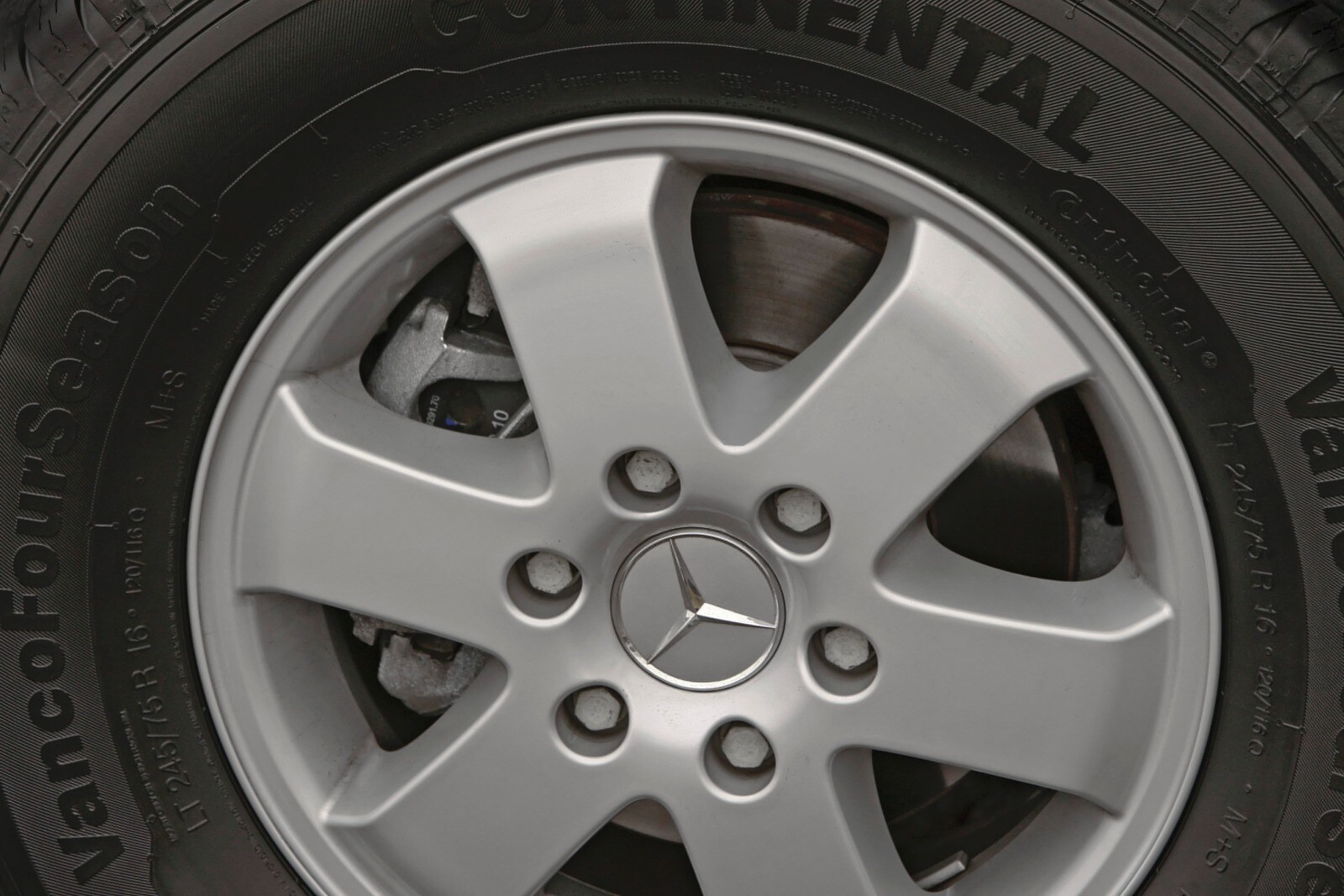 2016 Mercedes-Benz Sprinter exterior W