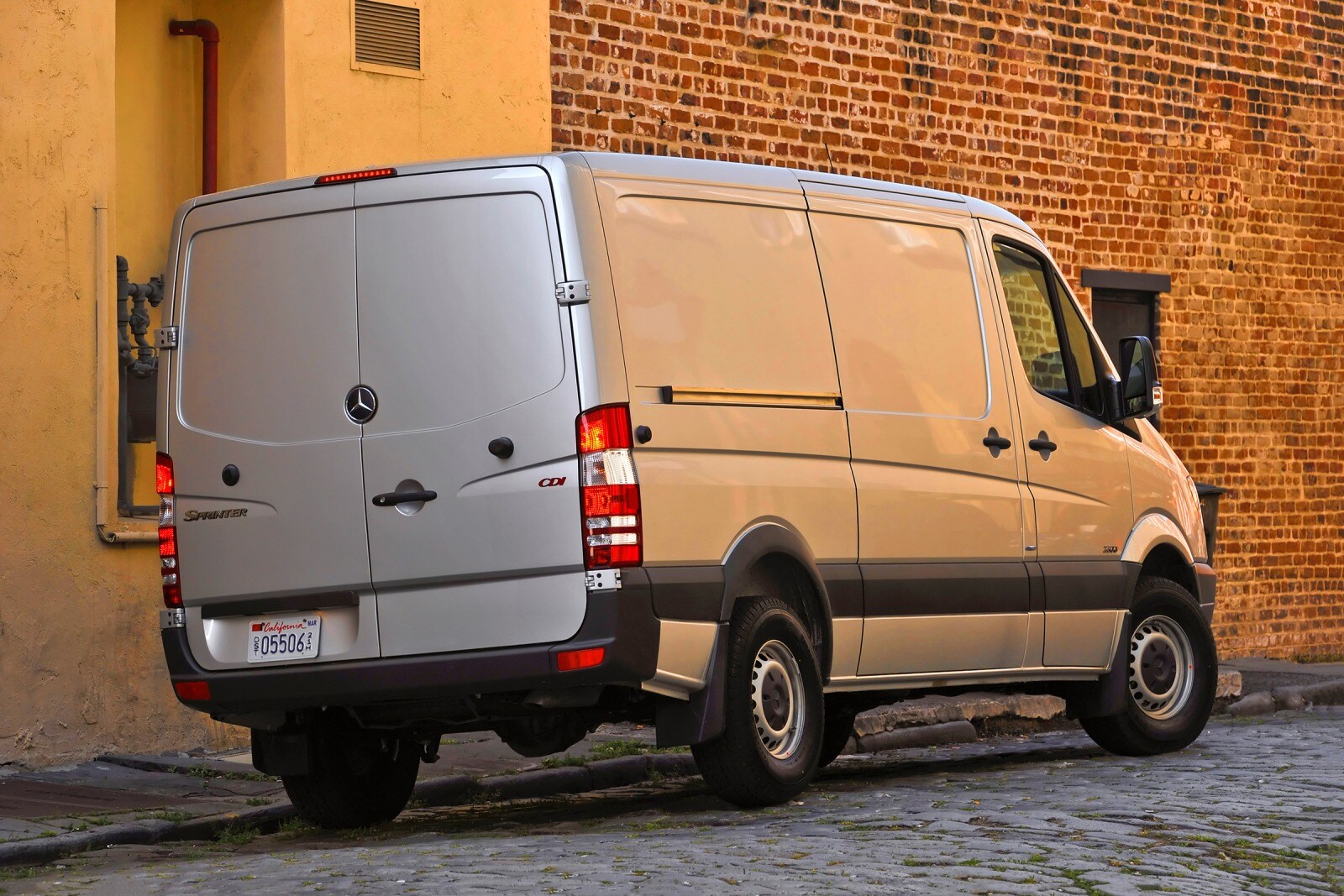 2017 Mercedes-Benz Sprinter exterior FQ