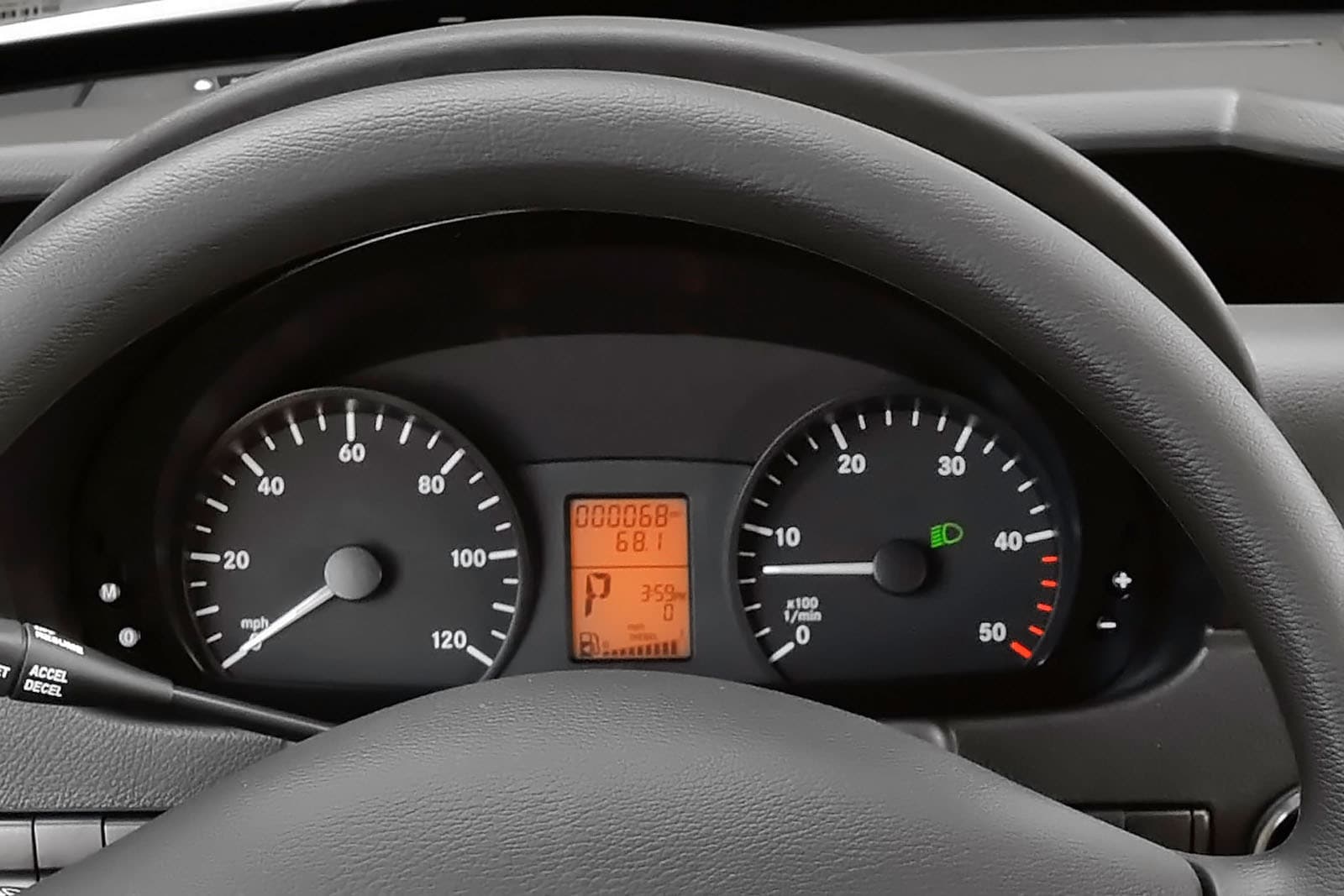 2017 Mercedes-Benz Sprinter interior G