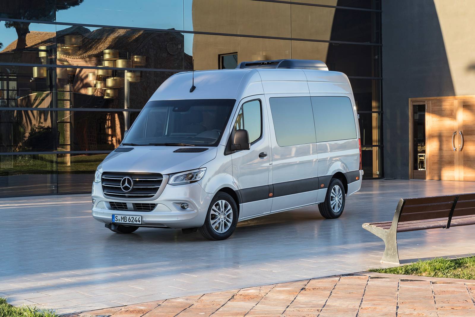 Mercedes-Benz Sprinter 2500 144" WB Passenger Van Exterior