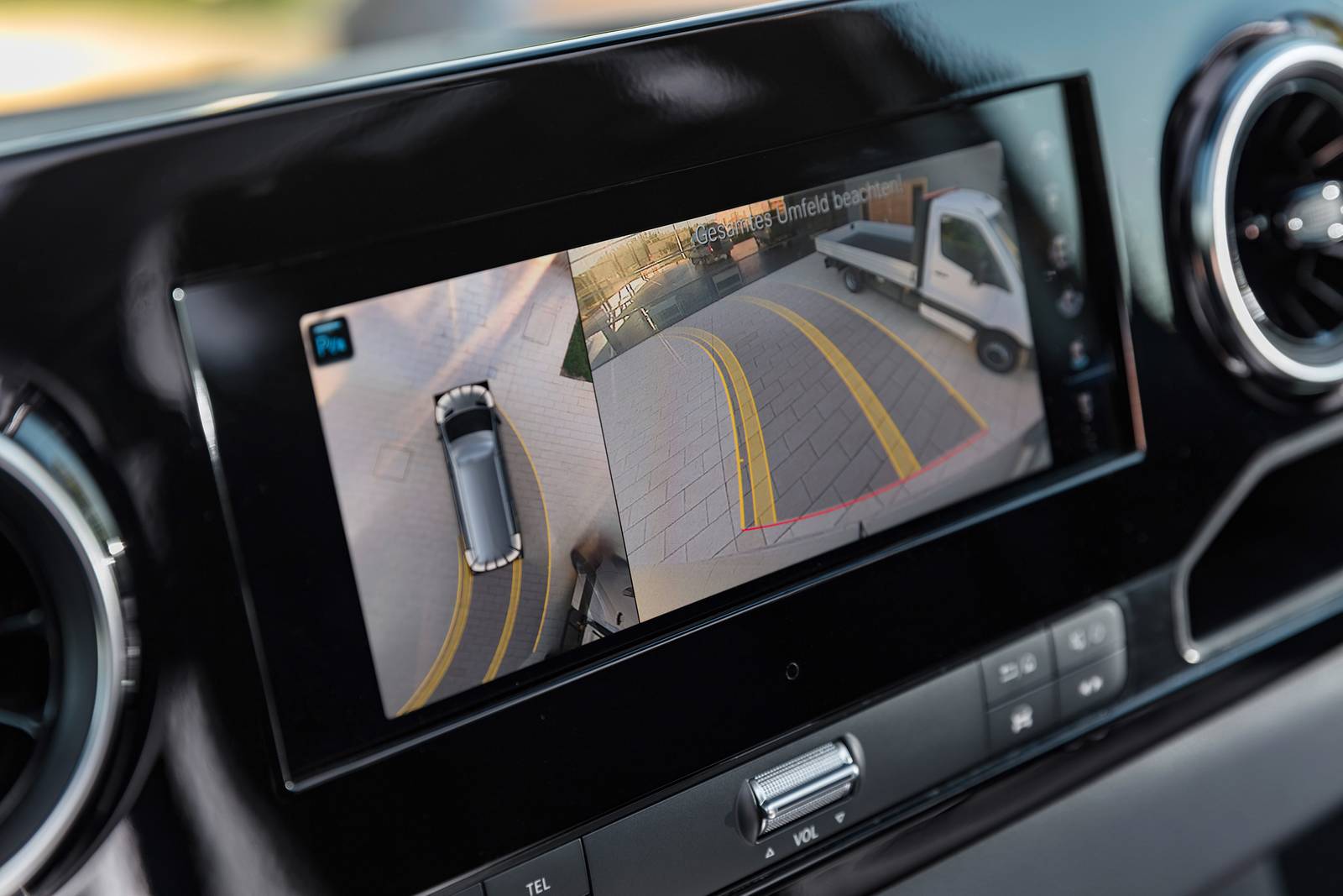 2023 Mercedes-Benz Sprinter interior CC