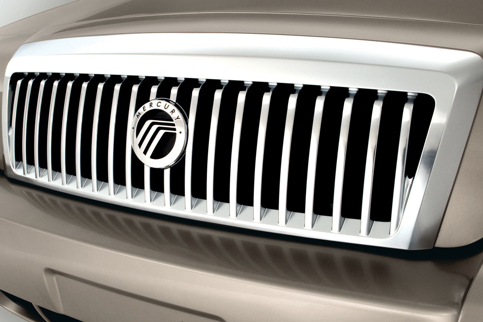 2007 Mercury Grand Marquis exterior FBDG