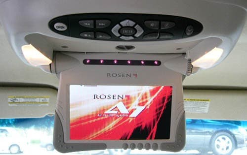 2004 Mercury Mountaineer interior DETAIL