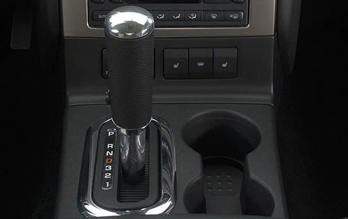 2008 Mercury Mountaineer interior CC