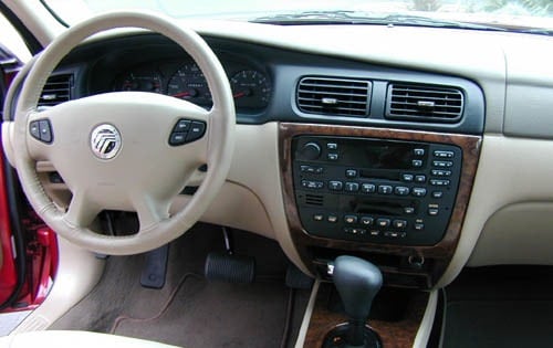 2000 Mercury Sable interior D