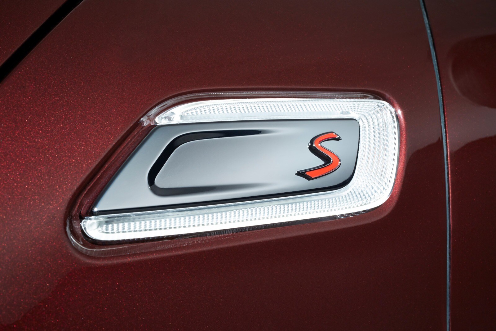 2017 MINI Clubman — OEM photo 4