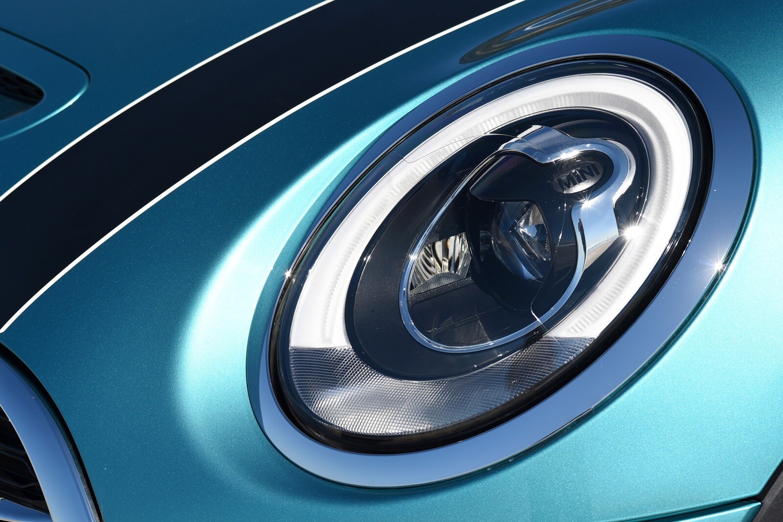 2017 Mini Convertible exterior EDETAIL