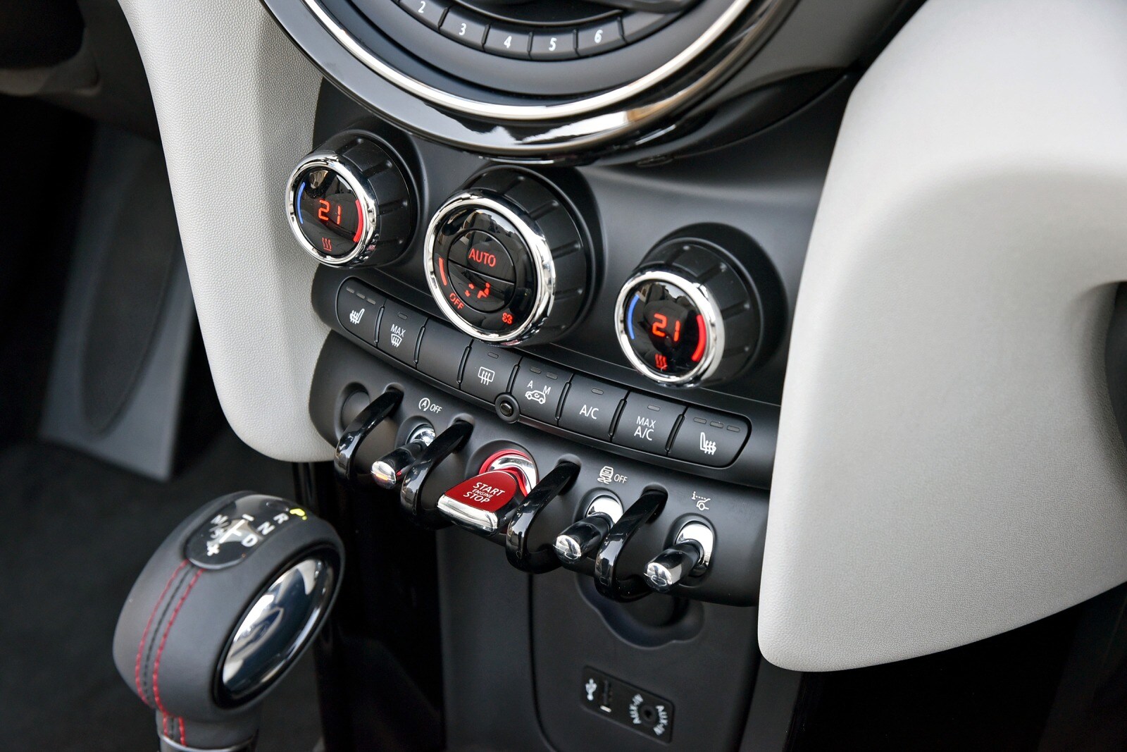 2018 MINI Convertible front safety CC