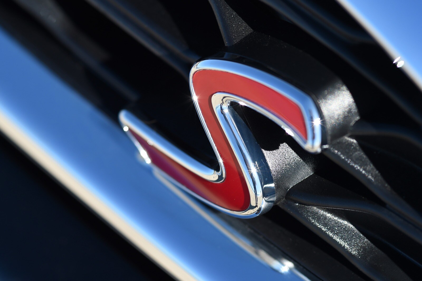 2018 Mini Convertible exterior FBDG