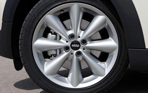 2011 MINI Cooper Clubman exterior W