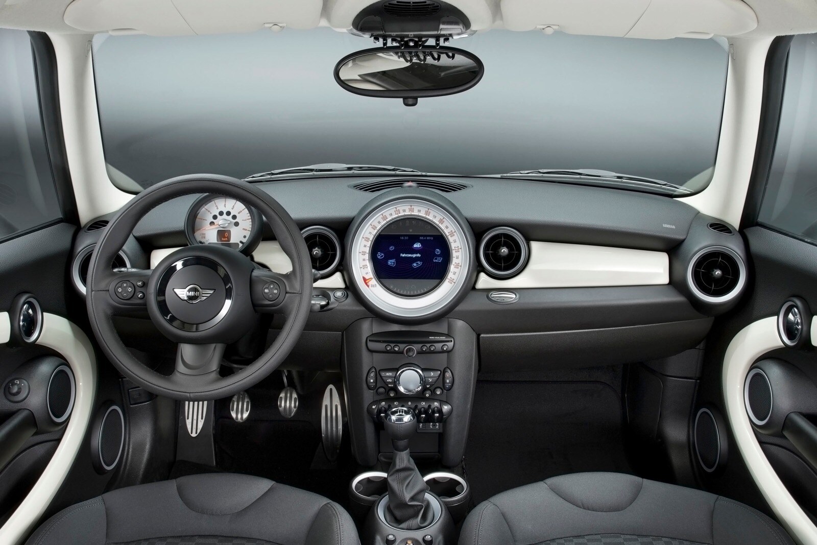 2013 MINI Cooper Clubman interior D