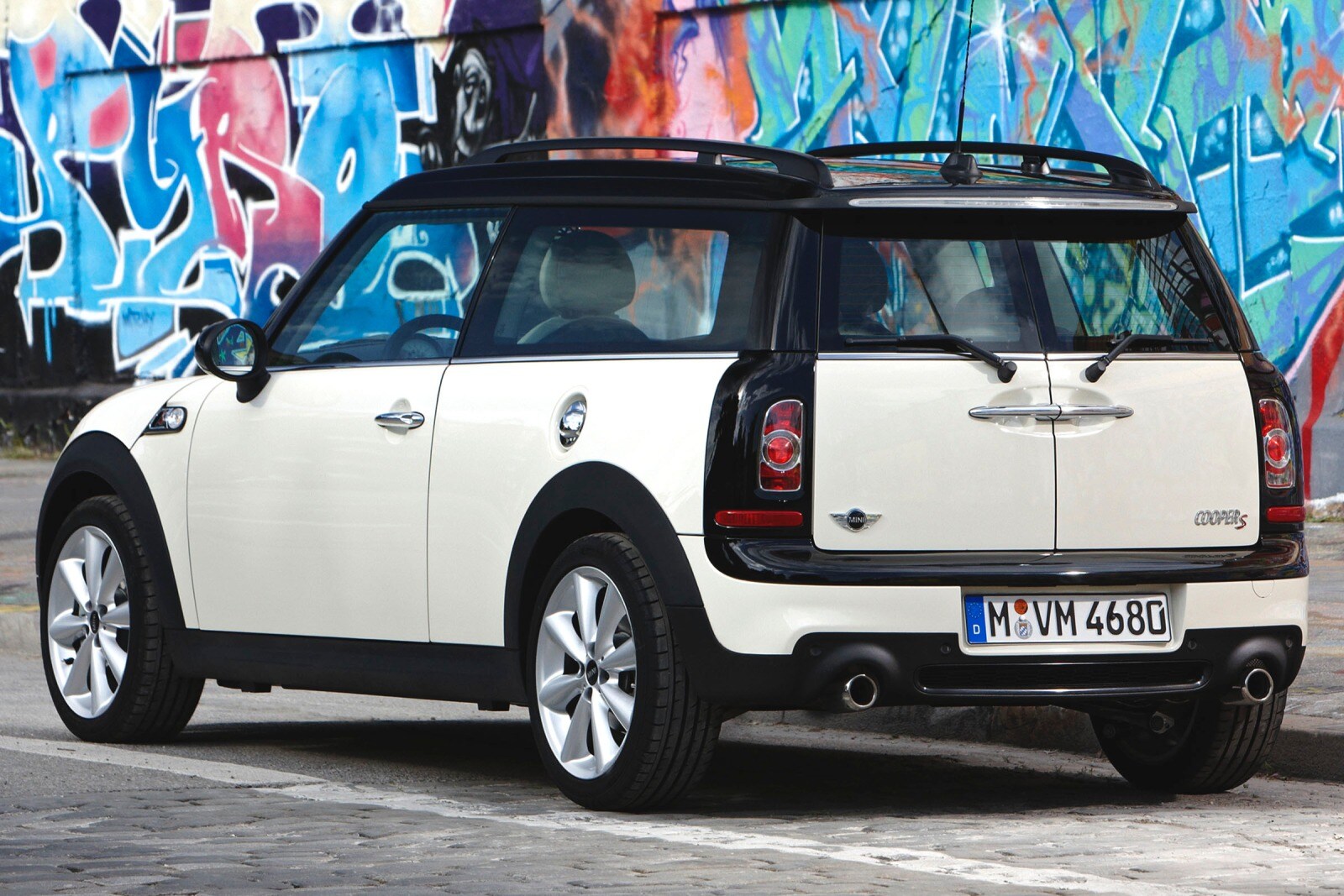 2013 MINI Cooper Clubman S 2dr Hatchback Exterior