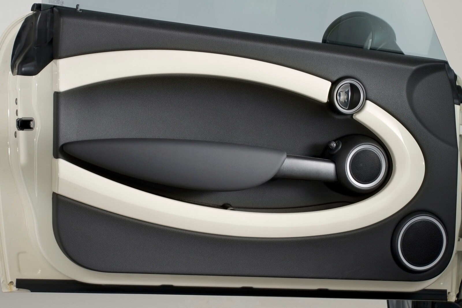 2014 Mini Cooper interior DETAIL