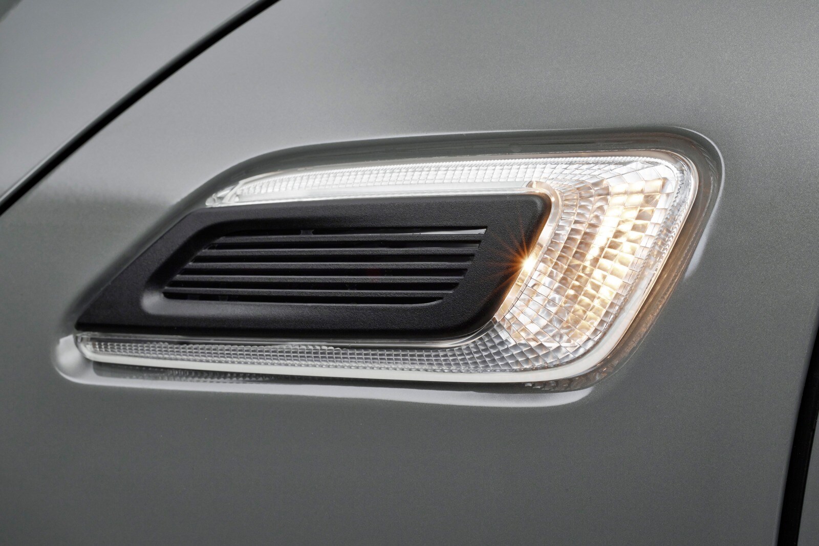 2016 Mini Cooper exterior EDETAIL