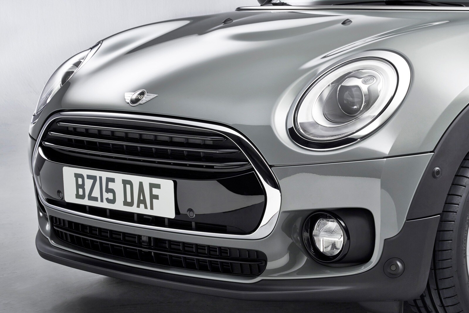 2016 MINI Cooper — OEM photo 3