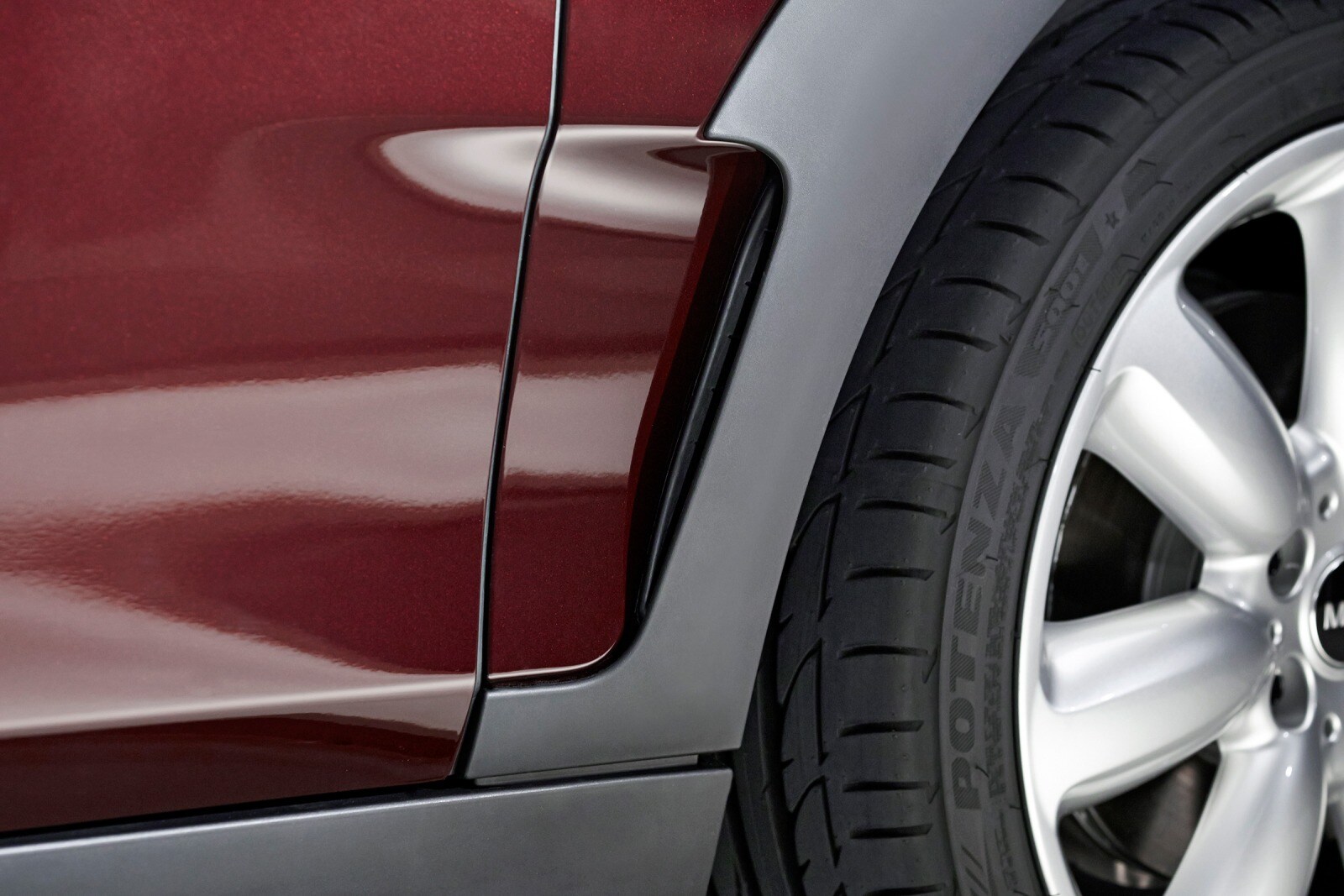 2016 Mini Cooper exterior EDETAIL