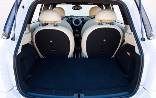 2011 MINI Cooper Countryman interior CARGO