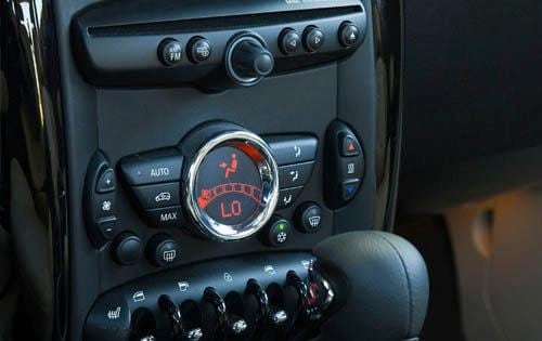2011 MINI Cooper Countryman interior CC