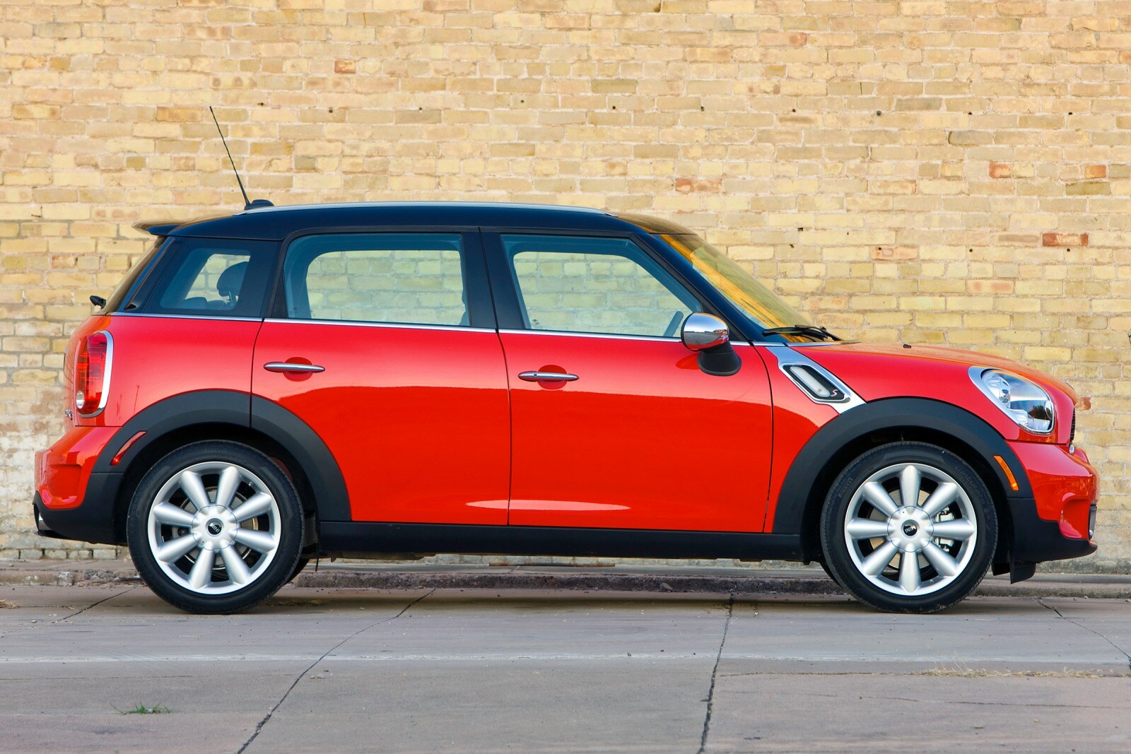 2012 Mini Cooper exterior EXM