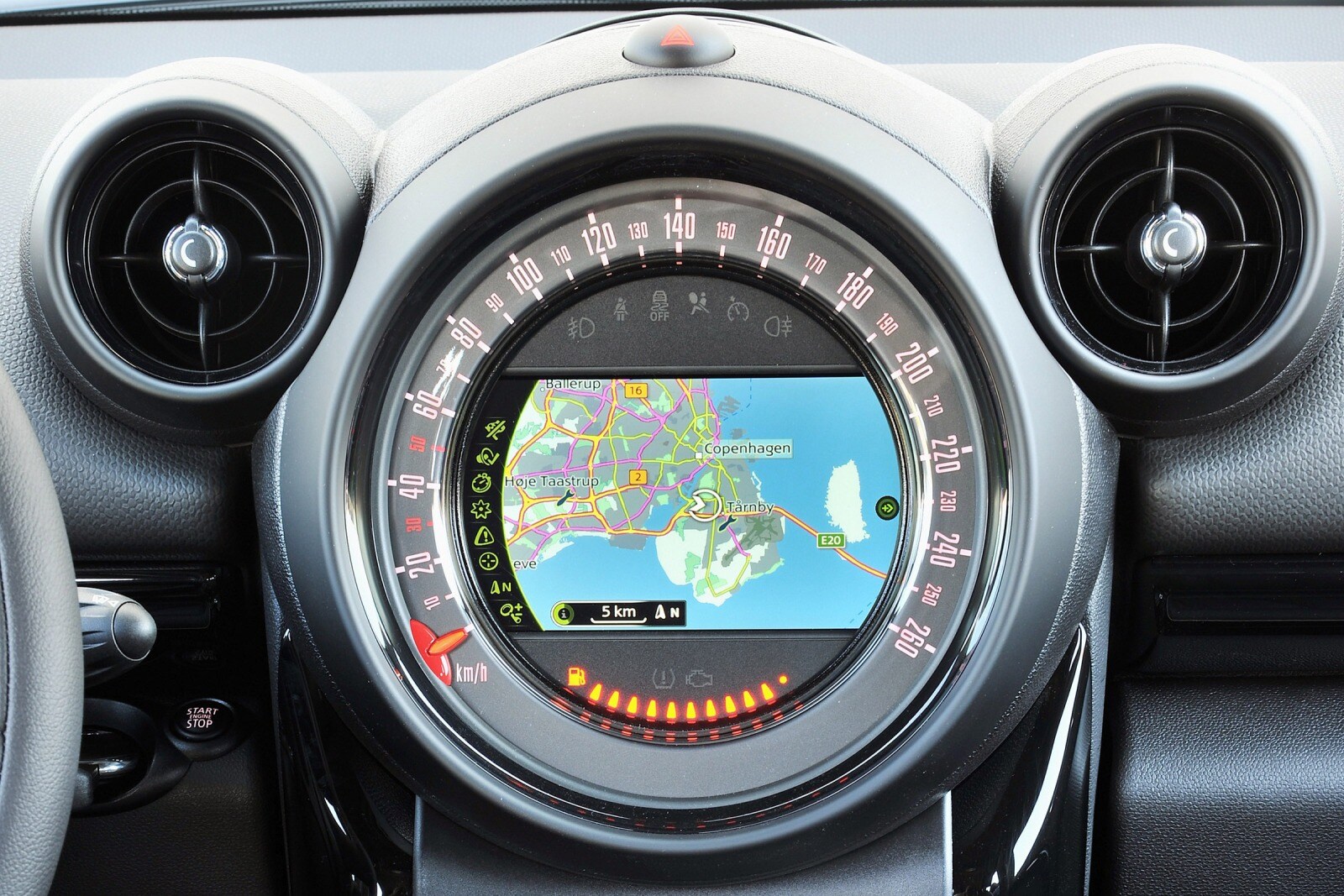 2015 Mini Cooper interior NAVSYS