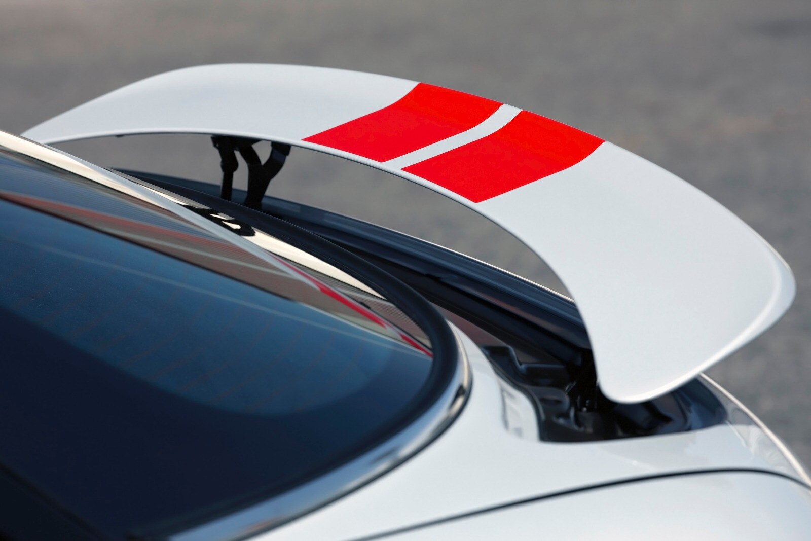 2014 Mini Cooper exterior EDETAIL