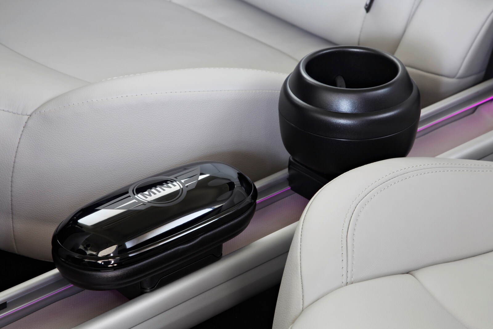 2013 MINI Cooper Roadster interior CUP