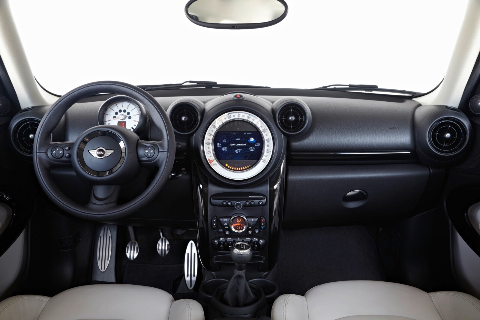 2013 MINI Cooper Paceman interior D