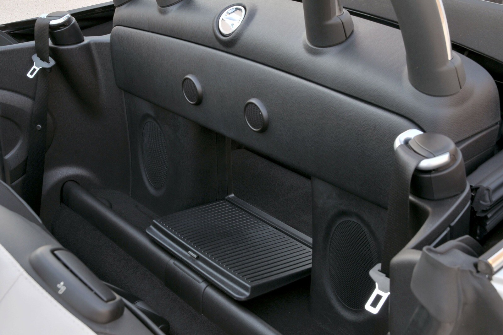 2014 Mini Cooper interior DETAIL