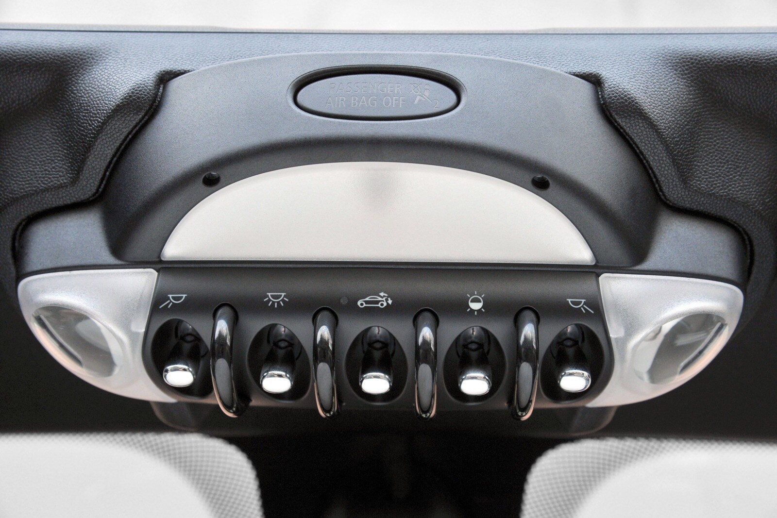 2014 Mini Cooper interior DETAIL