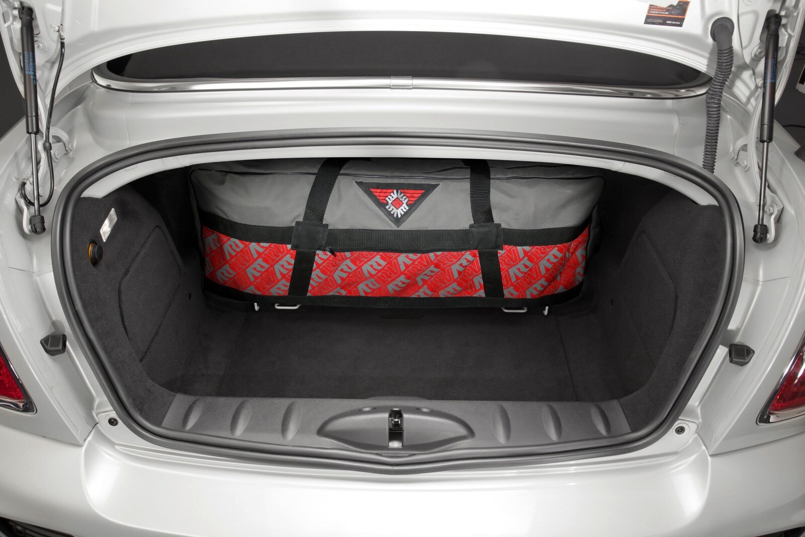 2014 MINI Cooper Clubman front safety CARGO